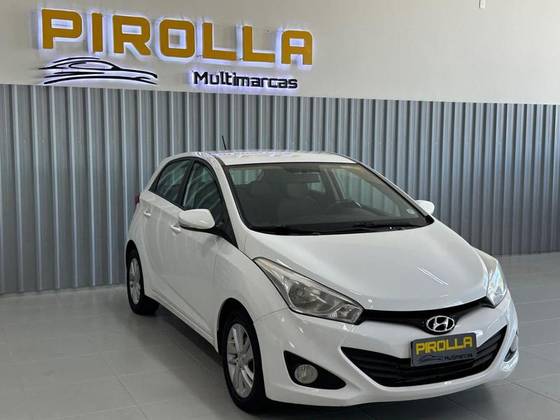 HYUNDAI HB20 1.6 PREMIUM 16V FLEX 4P MANUAL HYUNDAI HB20 1.6 PREMIUM 16V FLEX 4P MANUAL